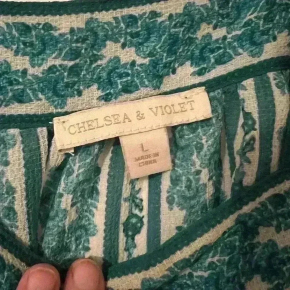 Chelsea &  Violet Green & White Stripped Floral Sleeveless Halter Blouse size L - Picture 4 of 7